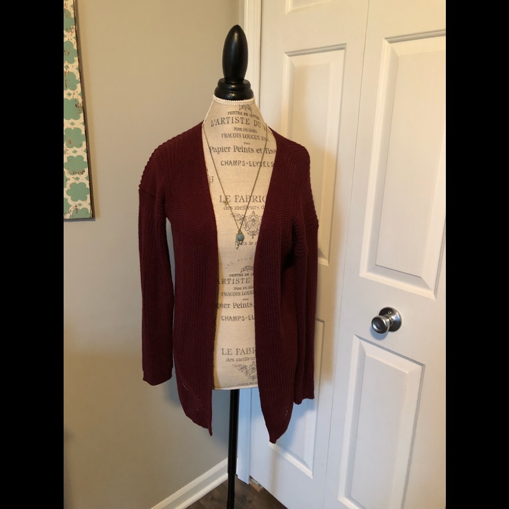 💜❤️ EUC Pink Republic Maroon/Wine Cardigan